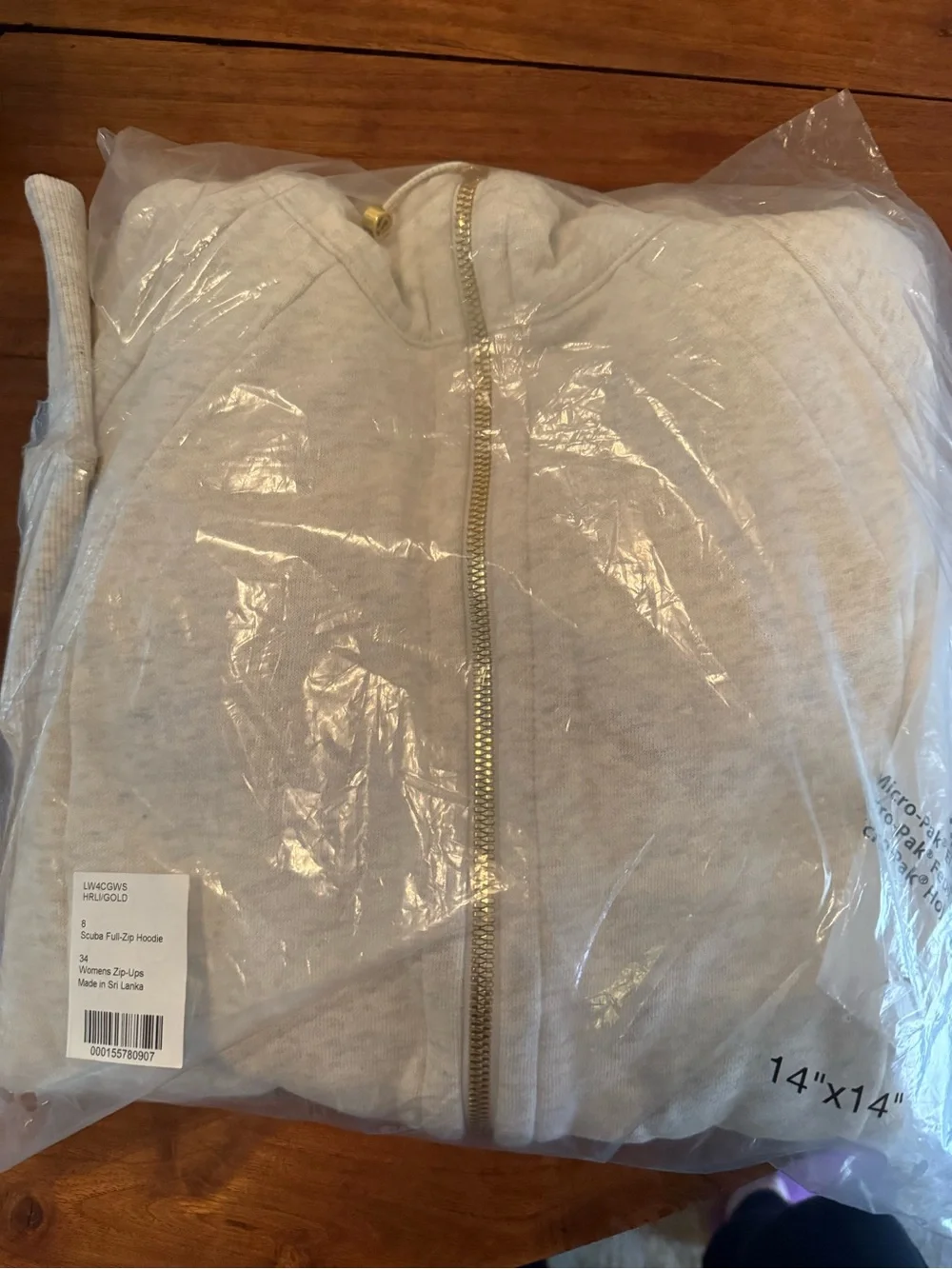 NWT lululemon athletica women’s cream Scuba Full-Zip Hoodie sweatshirt sz 8